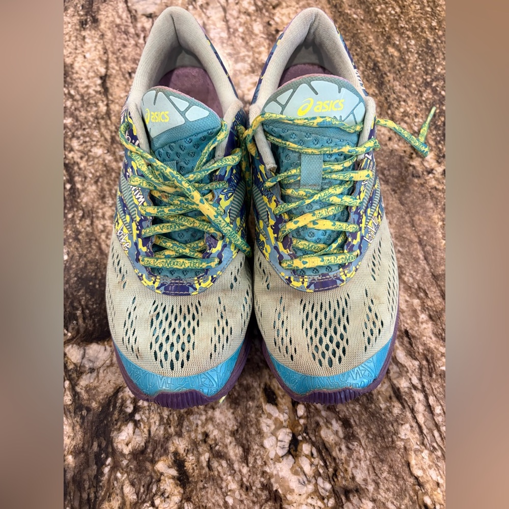 ASICS gel.  Size 9.  Multi colored